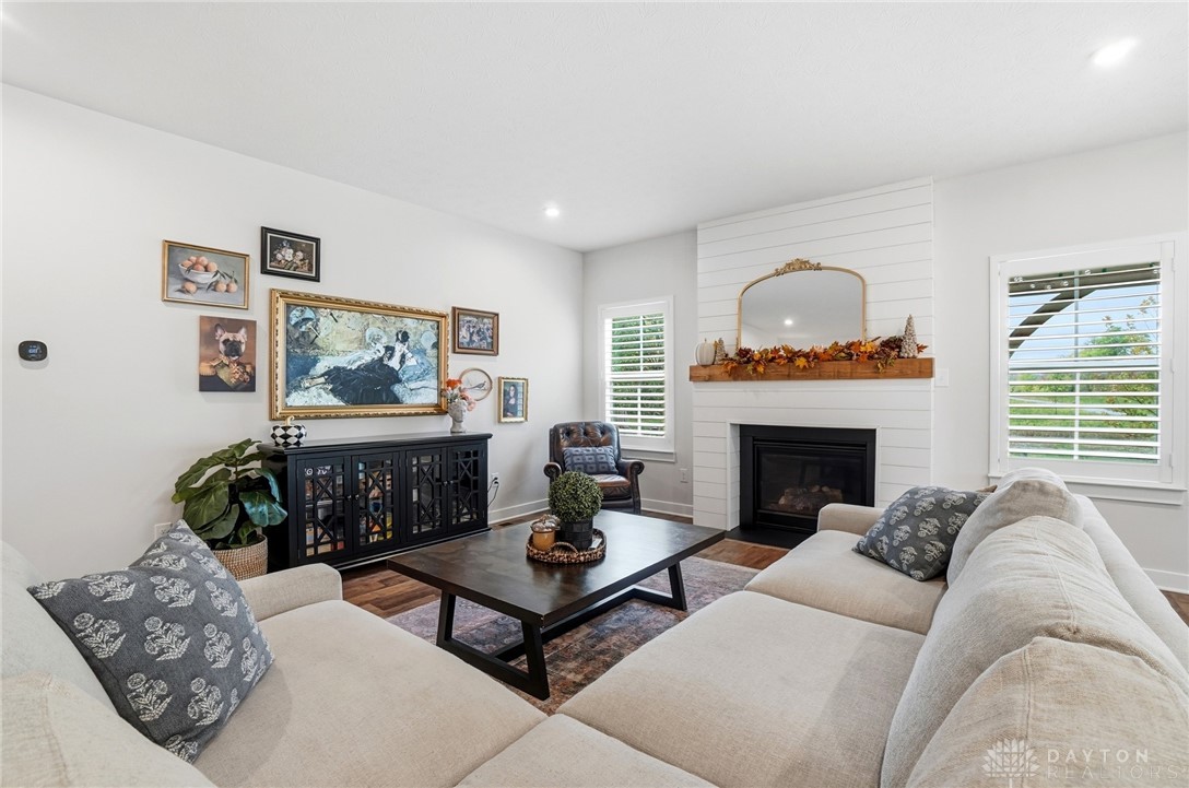 9585 Crooked Creek Drive