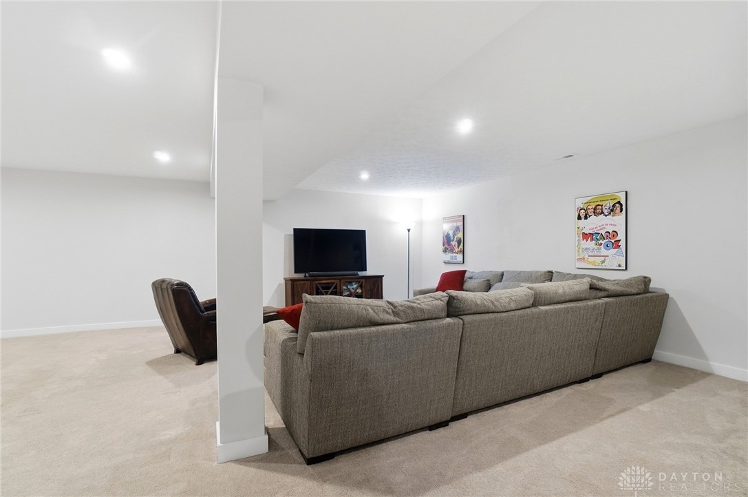 9585 Crooked Creek Drive