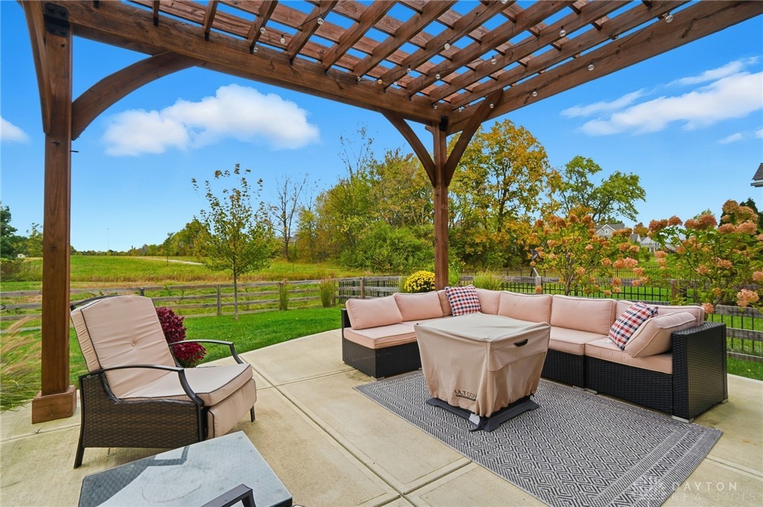 9585 Crooked Creek Drive