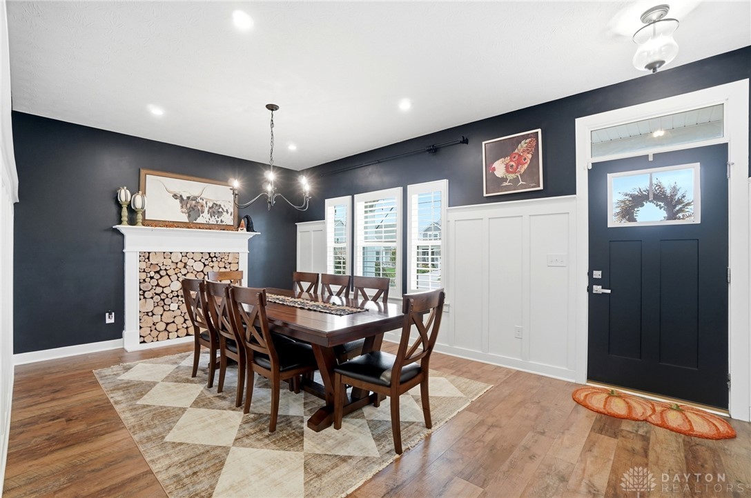 9585 Crooked Creek Drive
