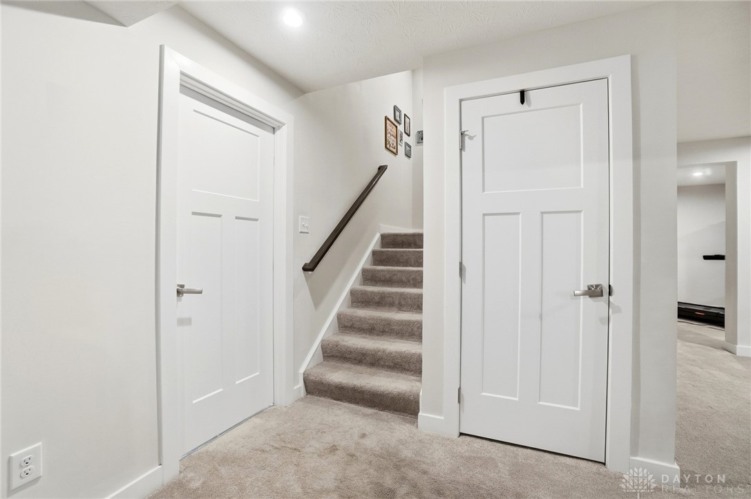 9585 Crooked Creek Drive