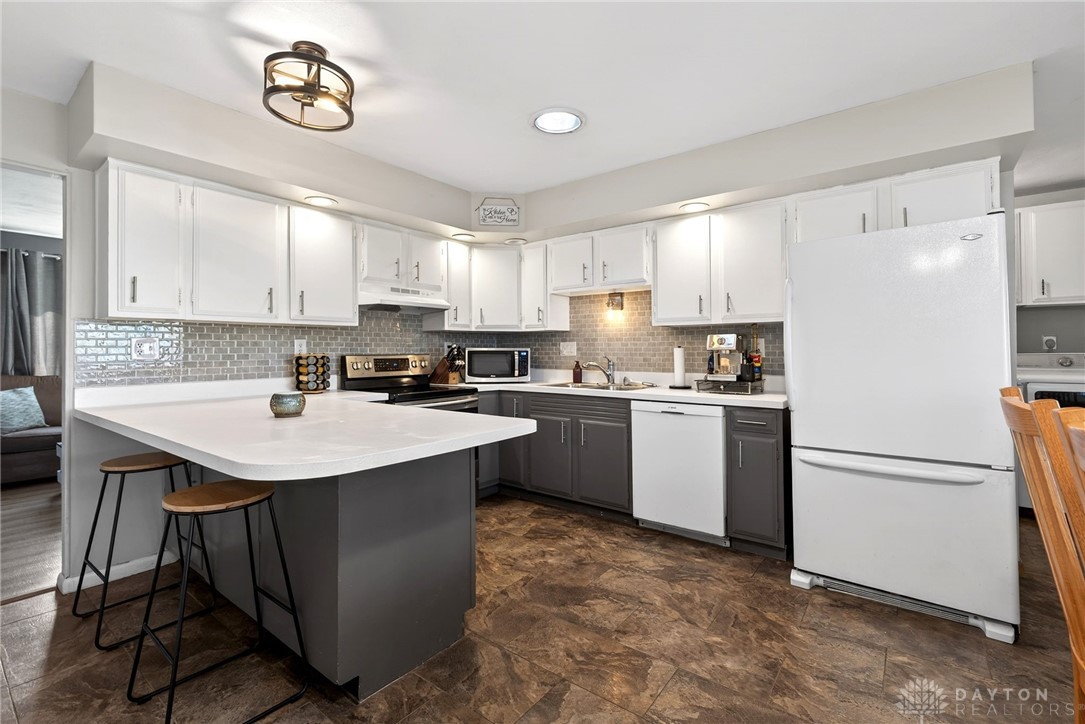 1362 Arrowhead Trail