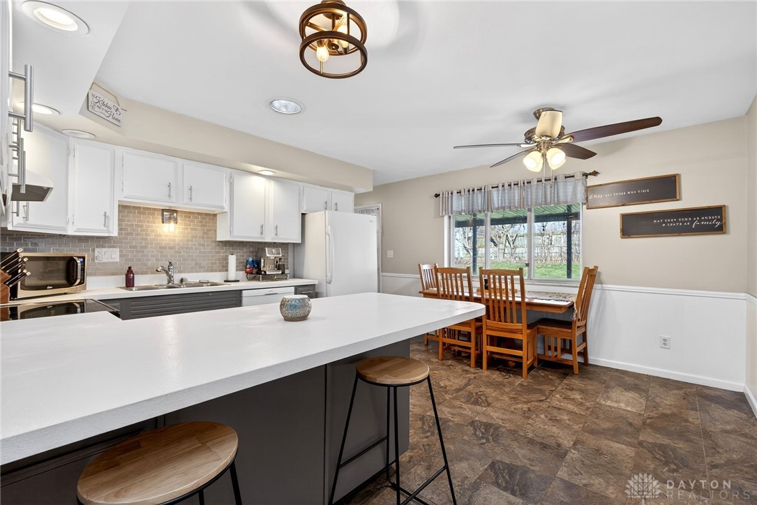 1362 Arrowhead Trail