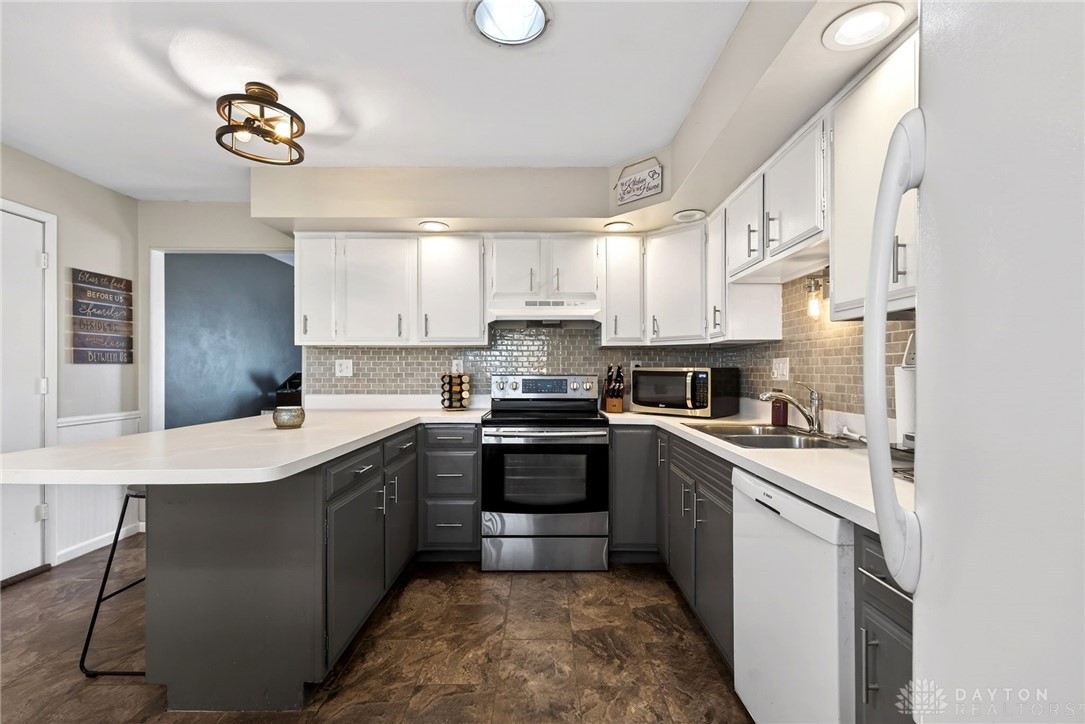 1362 Arrowhead Trail