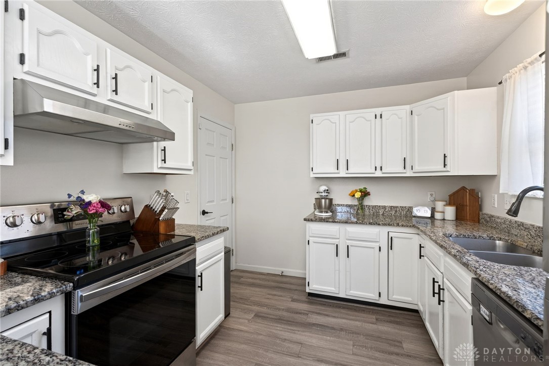 4410 Hardwood Trail