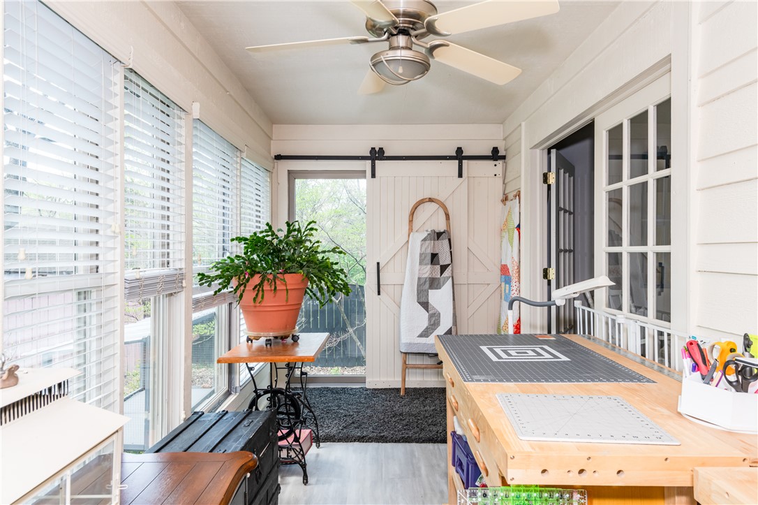 159 E Lytle 5 Points Road