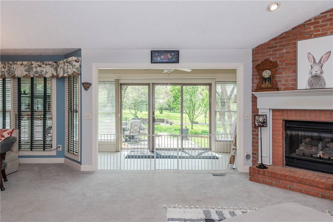 159 E Lytle 5 Points Road