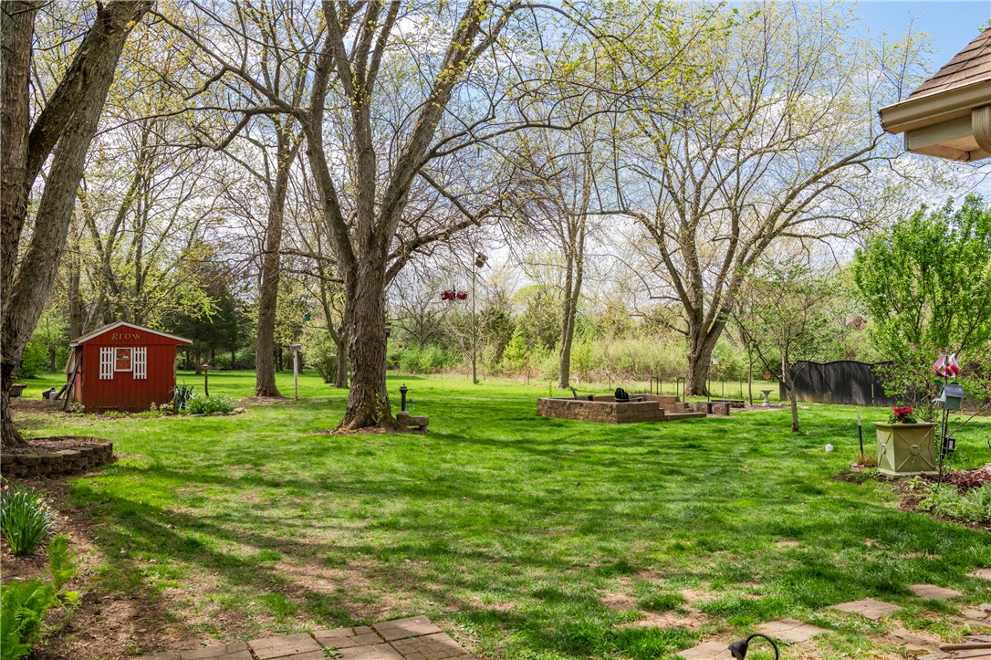 159 E Lytle 5 Points Road