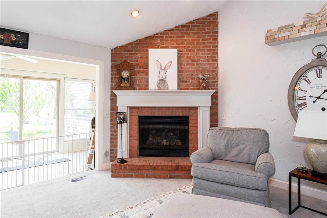 159 E Lytle 5 Points Road