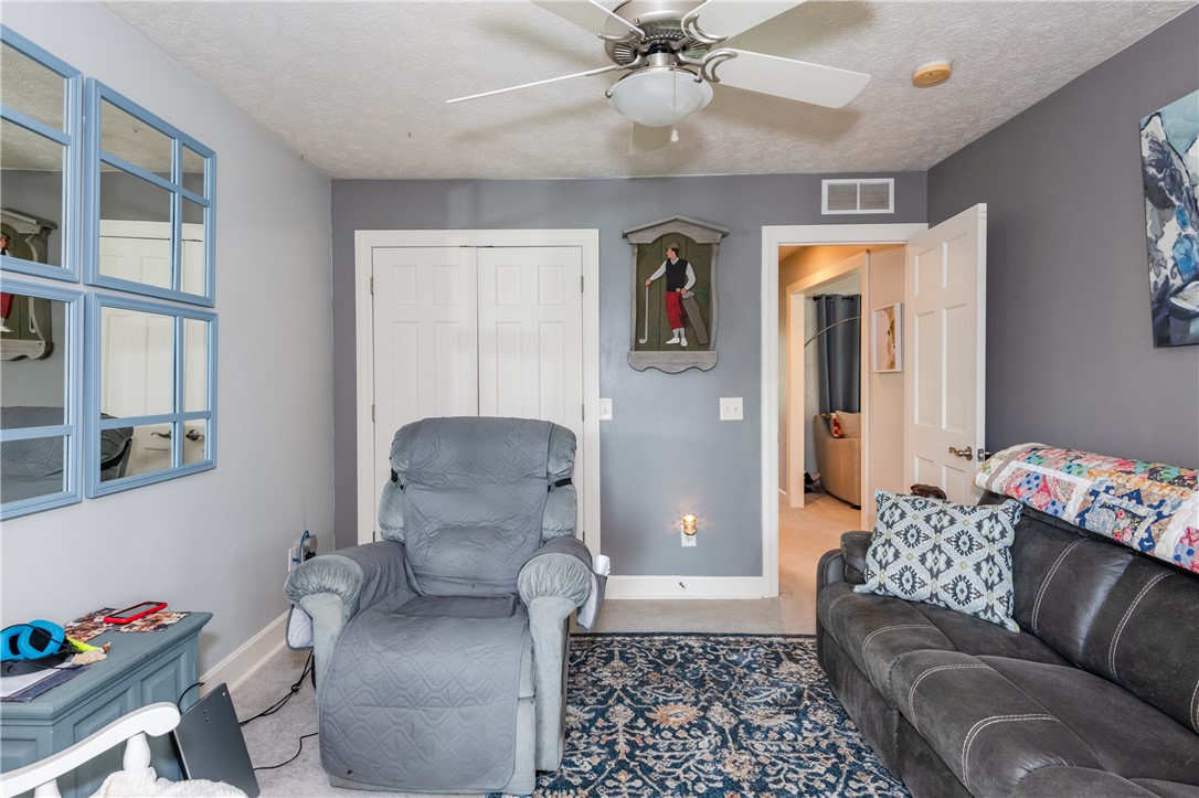 159 E Lytle 5 Points Road