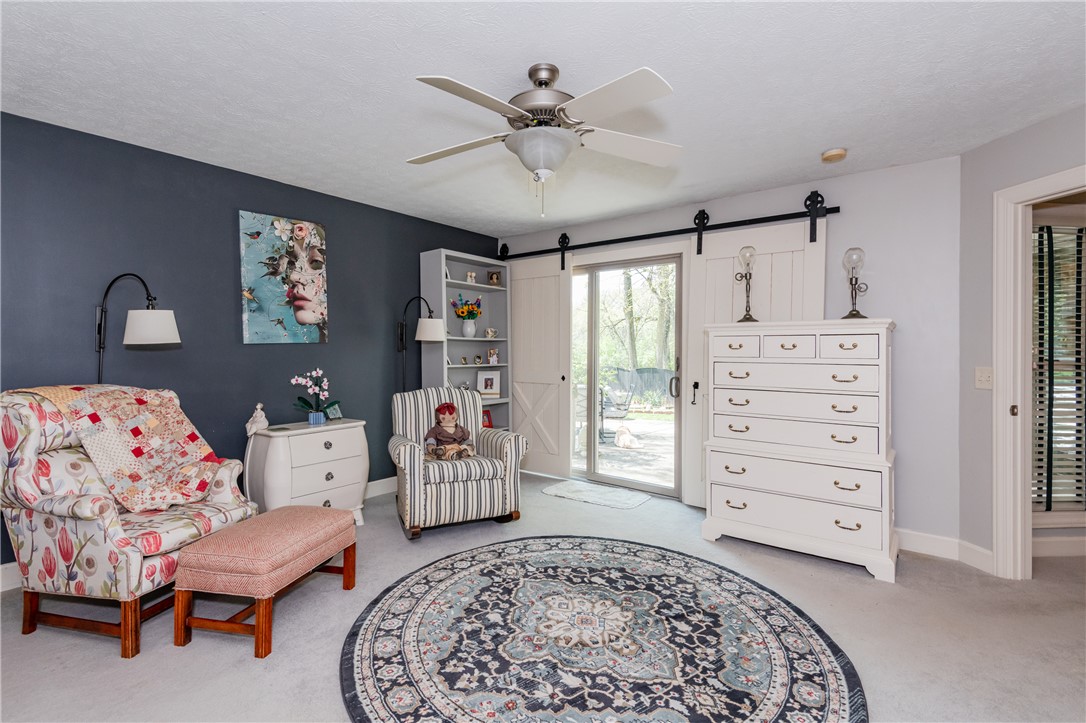 159 E Lytle 5 Points Road