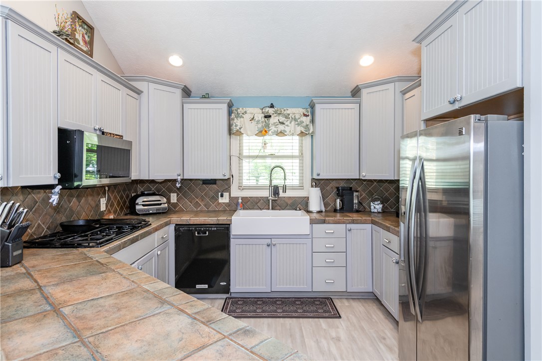 159 E Lytle 5 Points Road