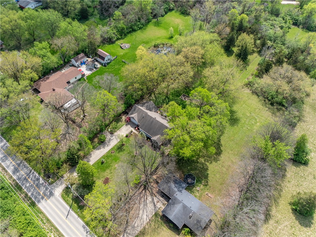 159 E Lytle 5 Points Road