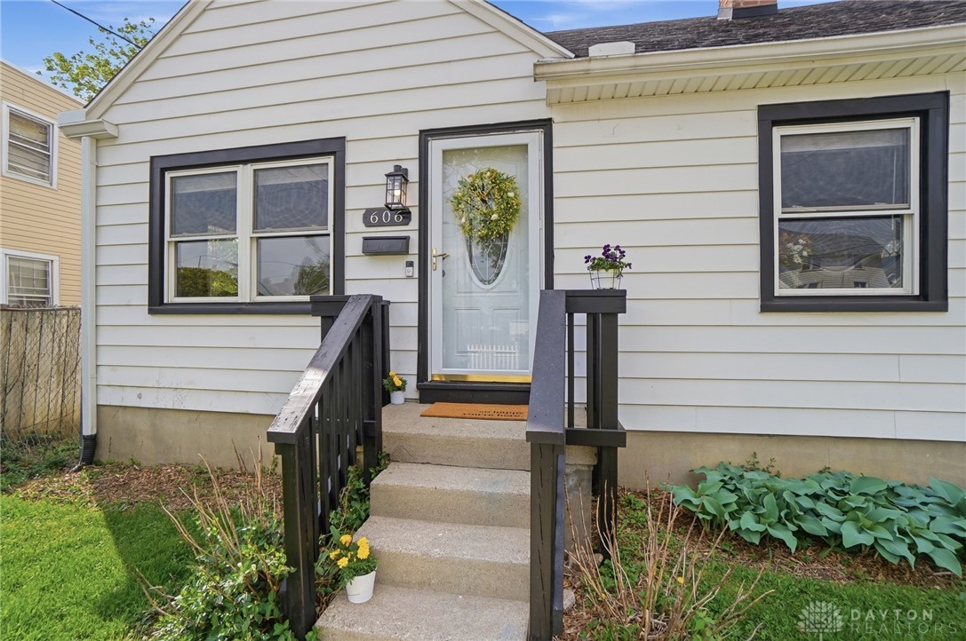 606 Morse Avenue