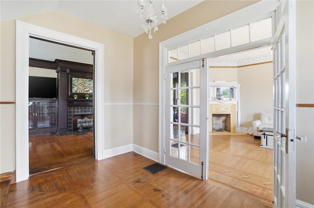3 E Xenia Drive