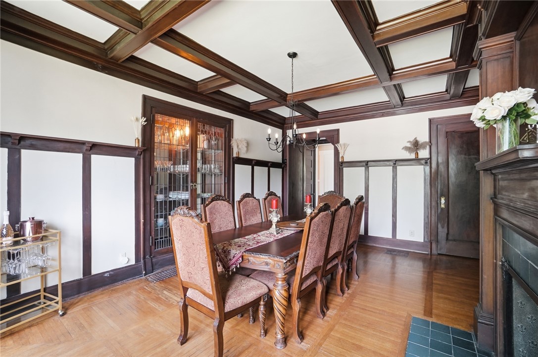 3 E Xenia Drive
