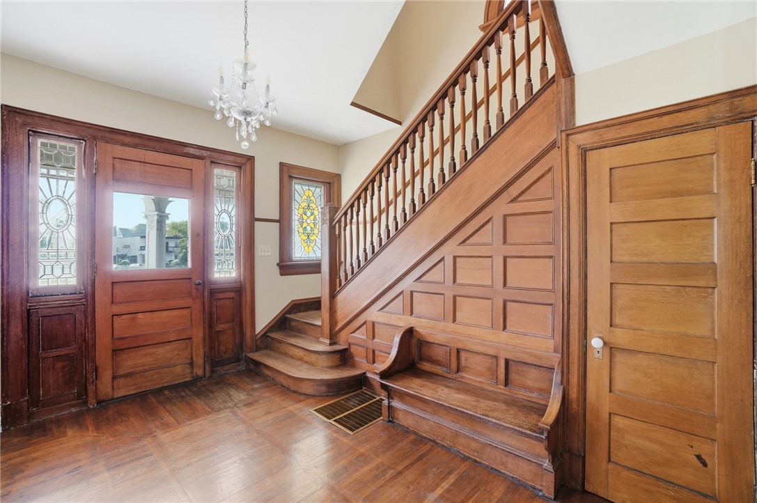 3 E Xenia Drive