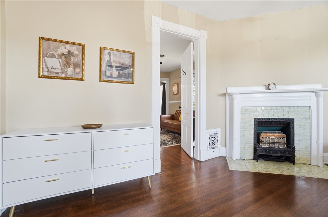3 E Xenia Drive