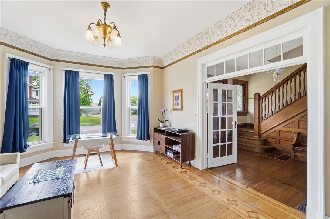 3 E Xenia Drive