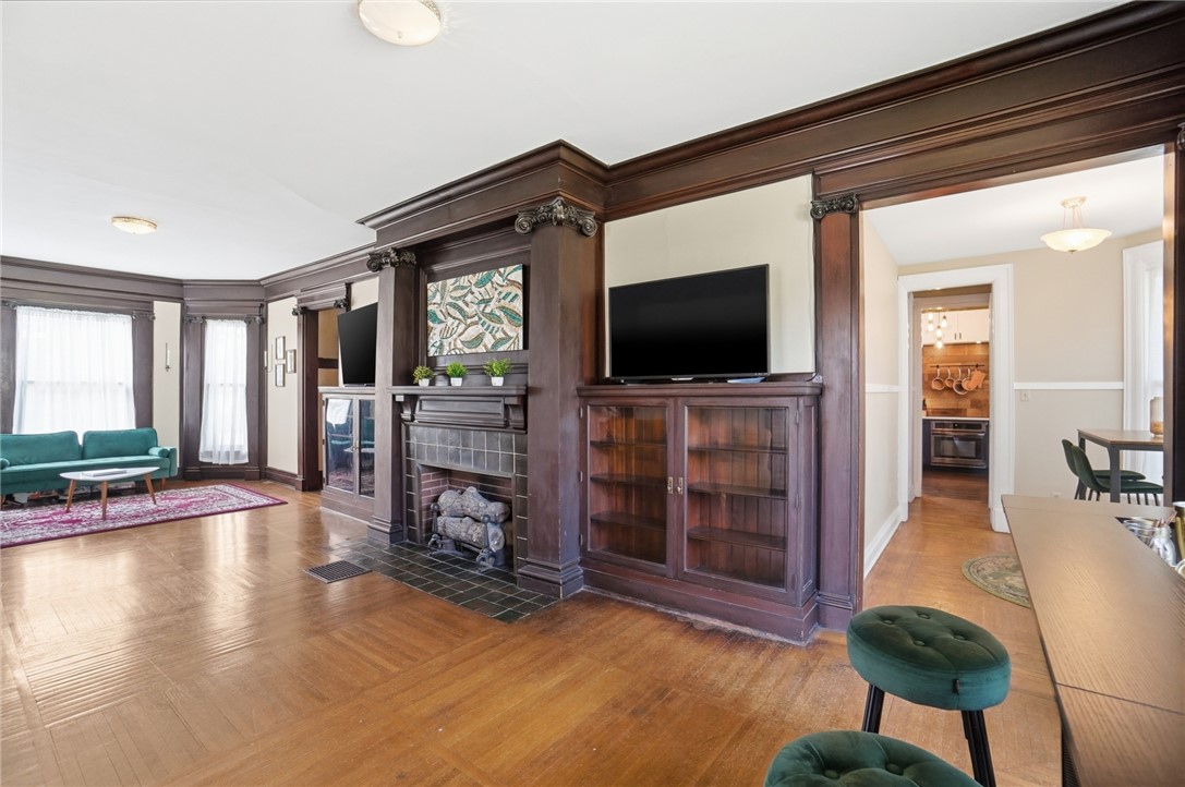 3 E Xenia Drive