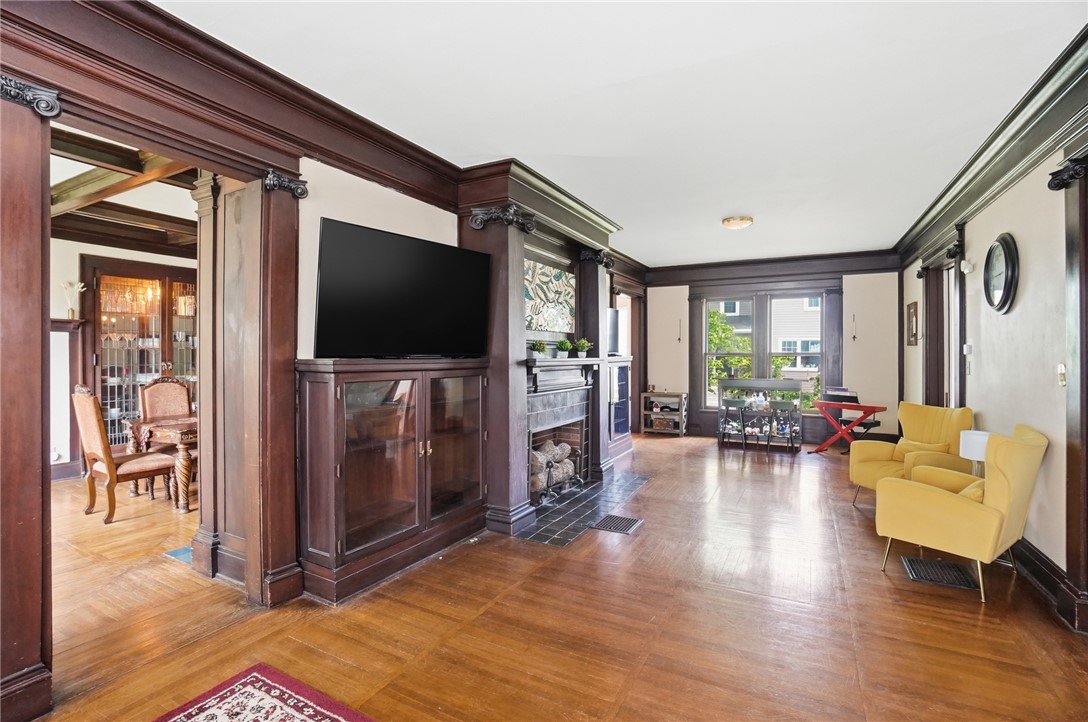 3 E Xenia Drive