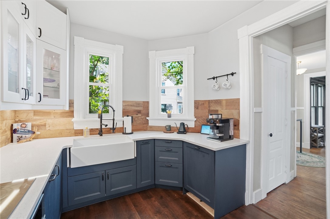 3 E Xenia Drive