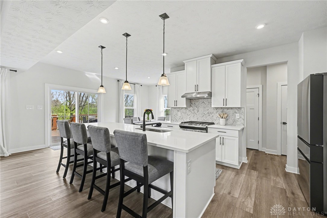 1745 Highlander Drive