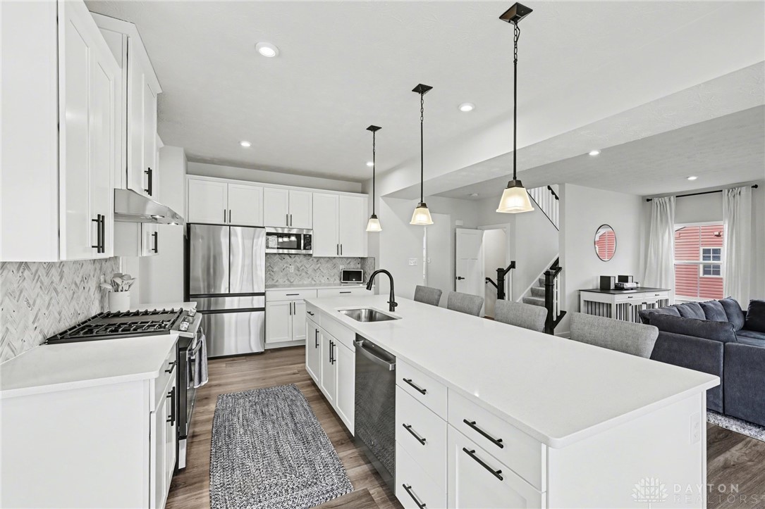 1745 Highlander Drive