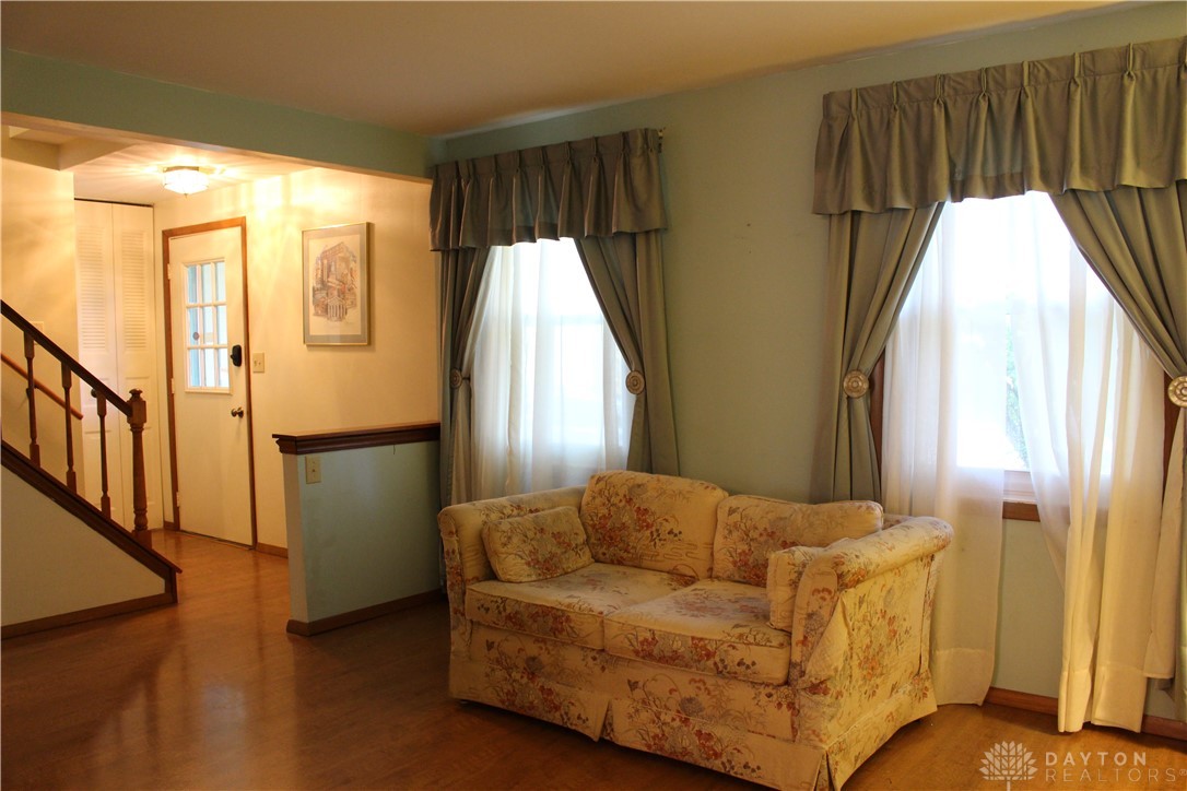 4508 Falcon Circle