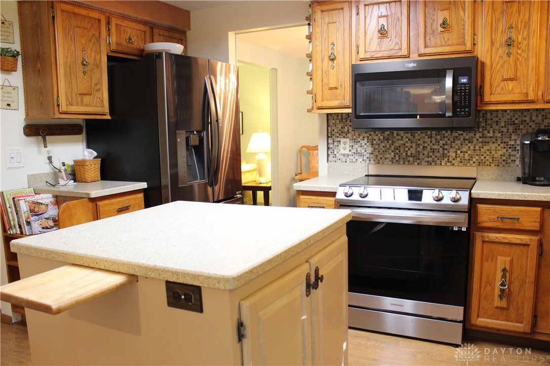 4508 Falcon Circle