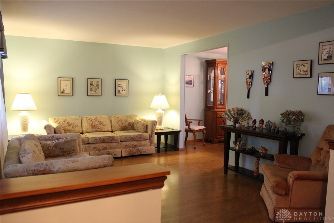 4508 Falcon Circle