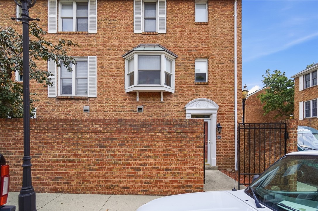 100 Cooper Place