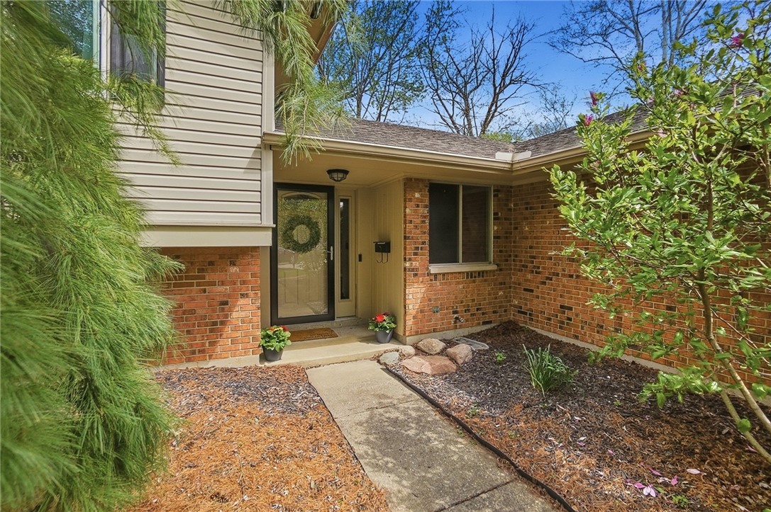 1315 Seminary View Drive