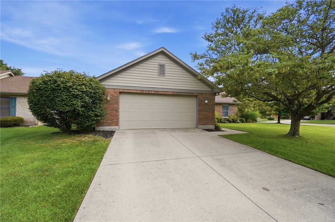 1002 Crede Way
