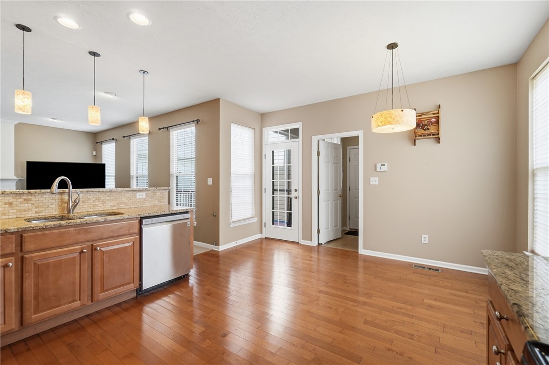 3570 Park Overlook Drive