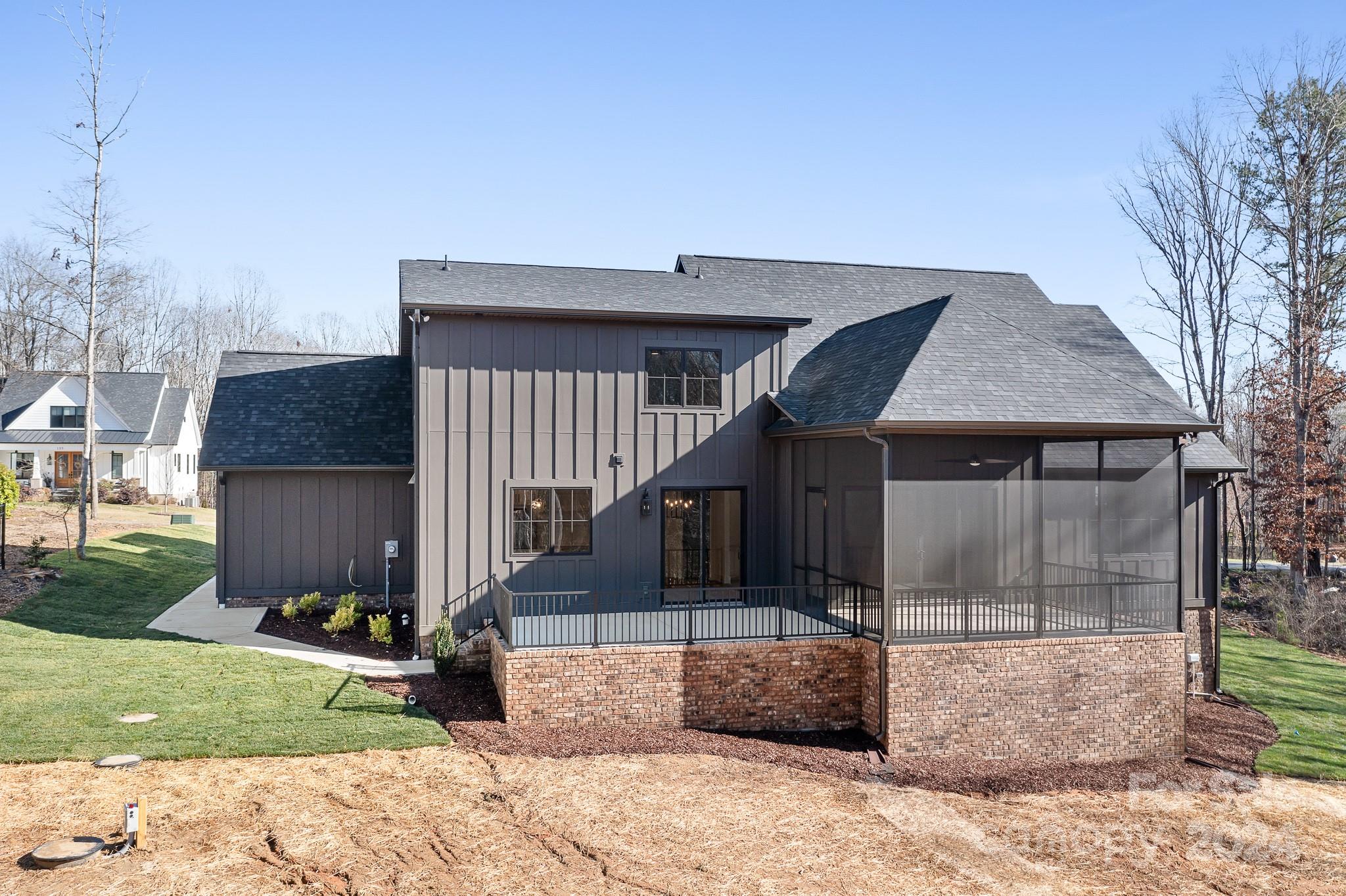 132 Castleview Lane