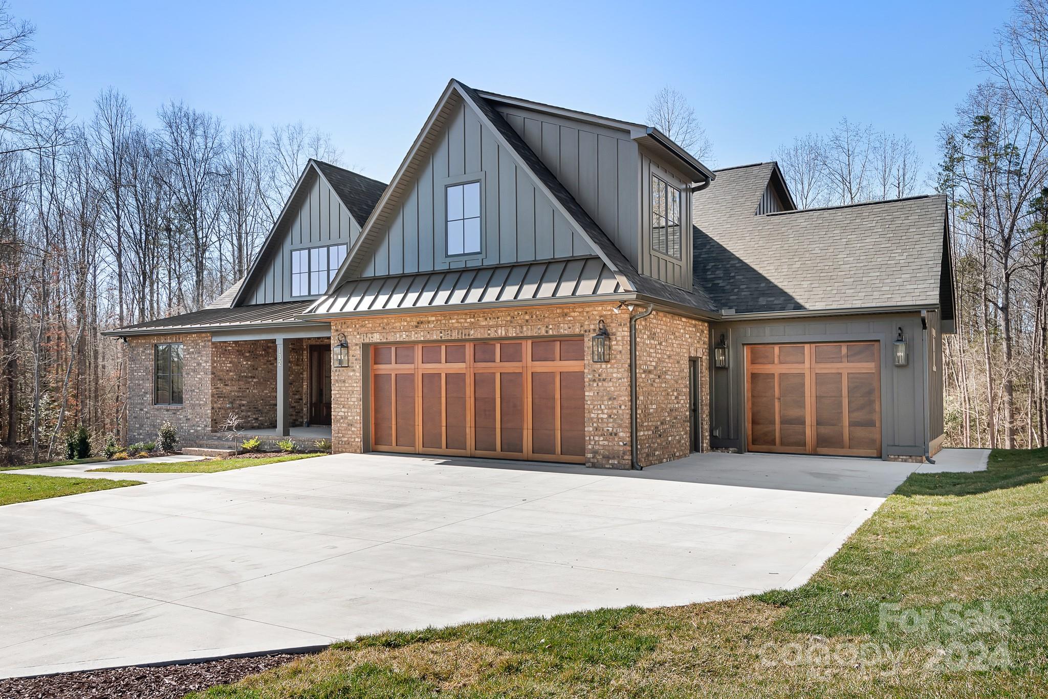132 Castleview Lane