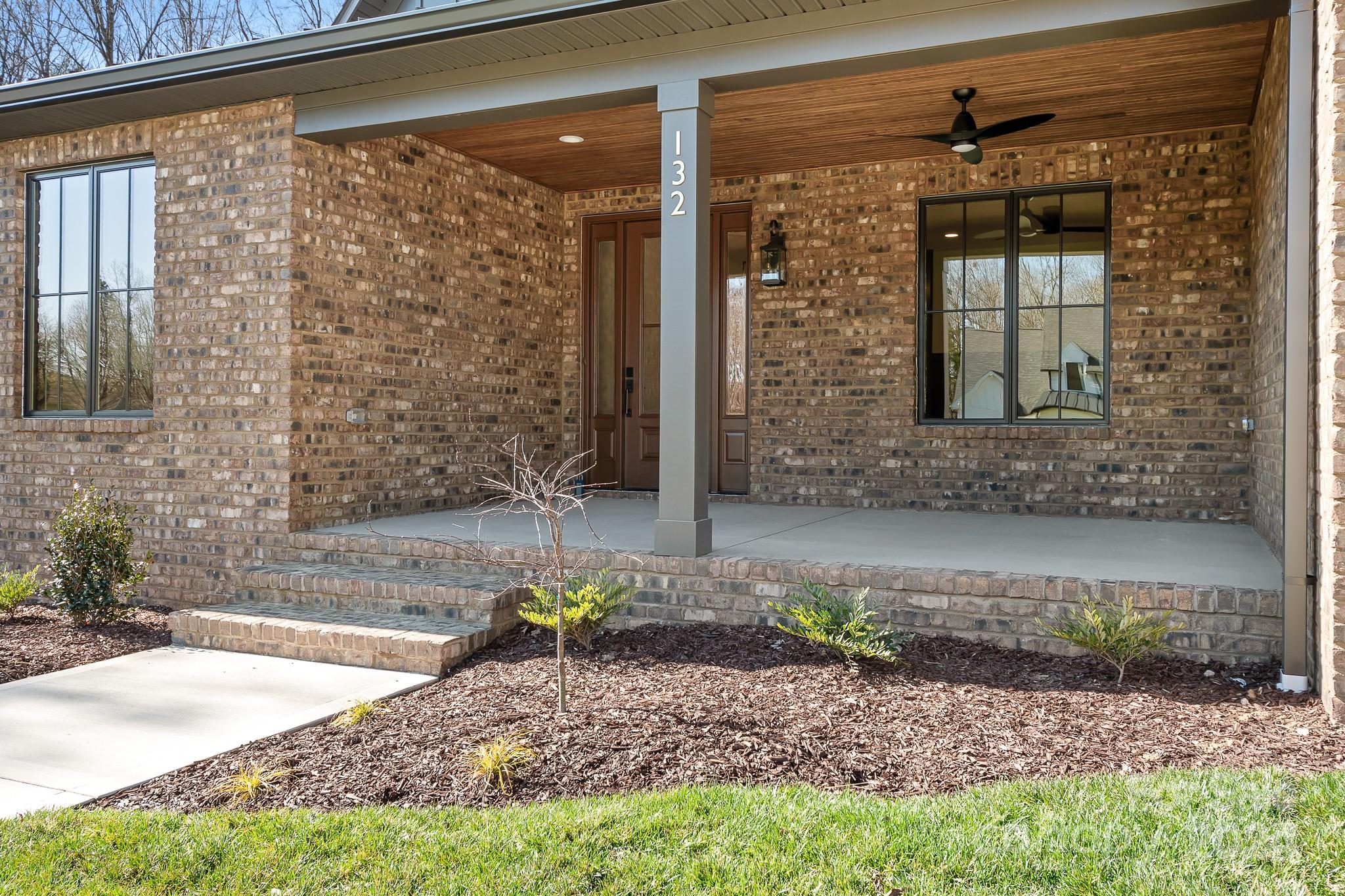 132 Castleview Lane