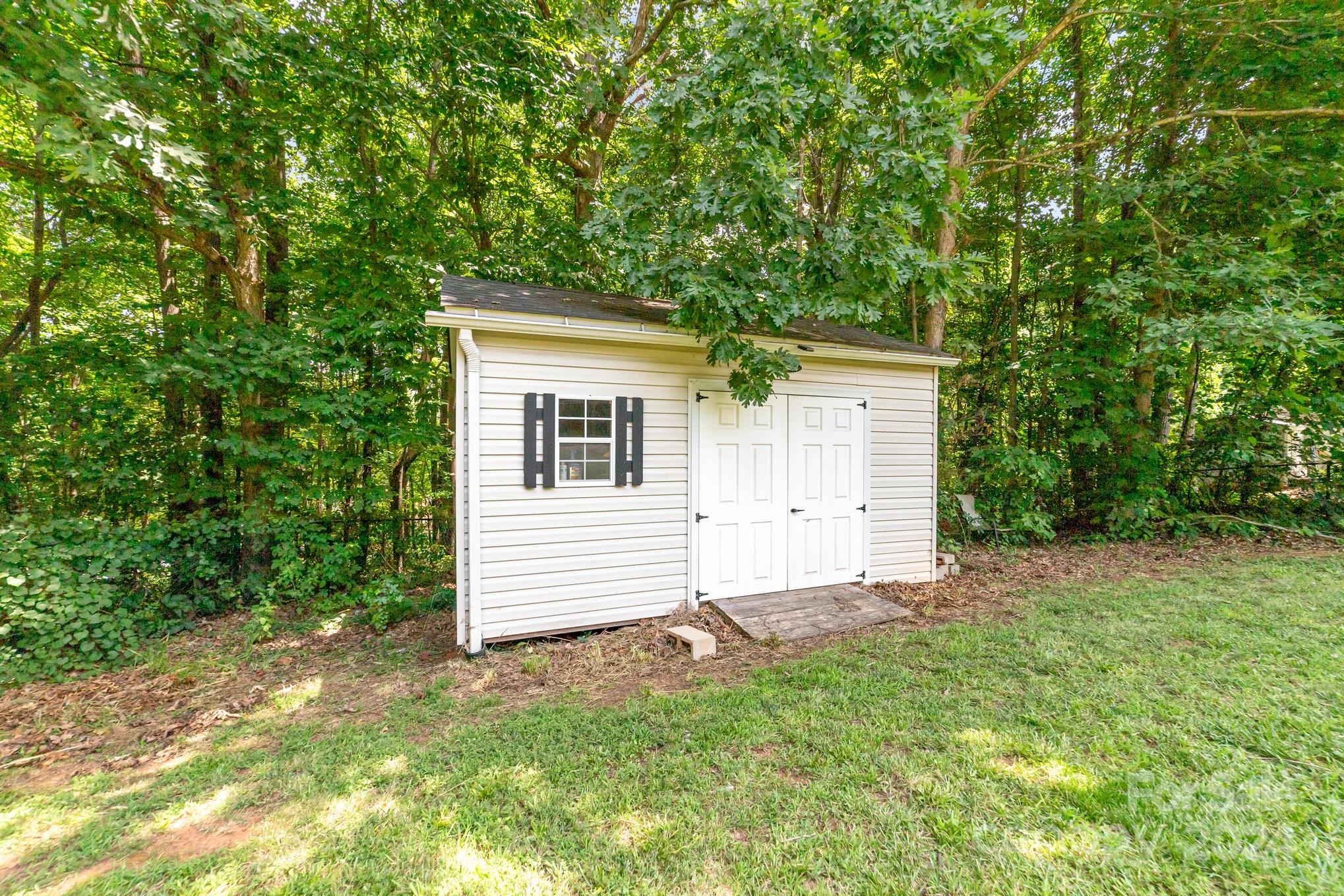 152 Kingfisher Drive