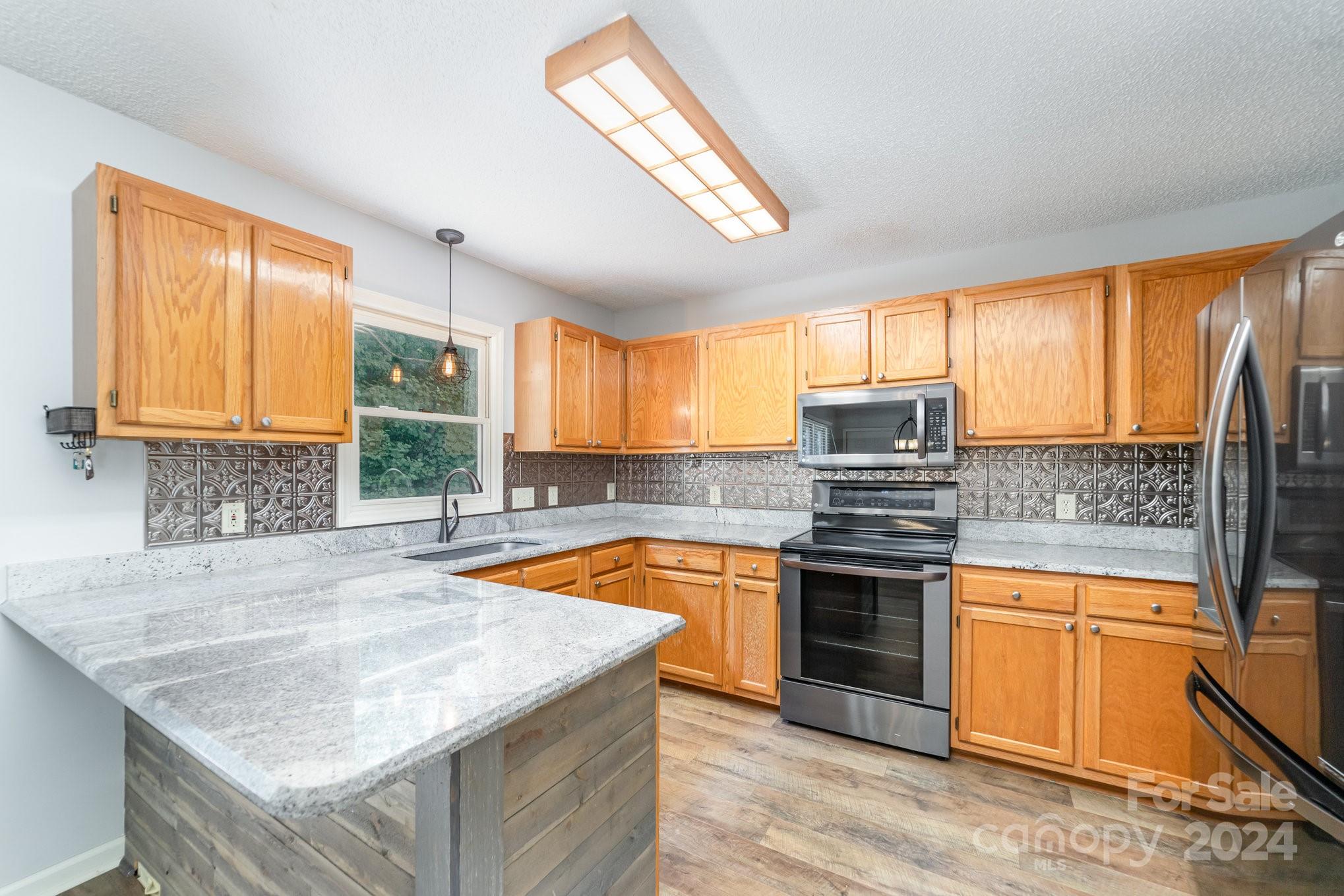 152 Kingfisher Drive