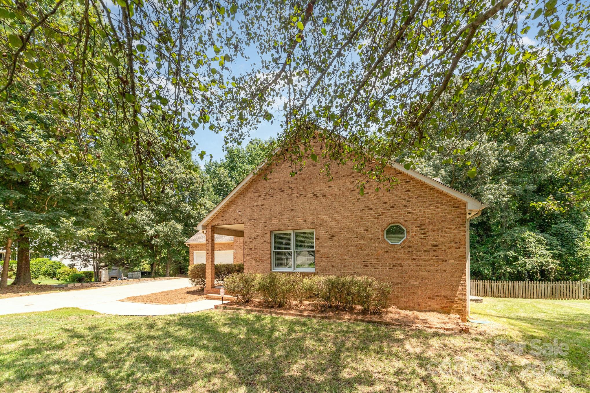 152 Kingfisher Drive