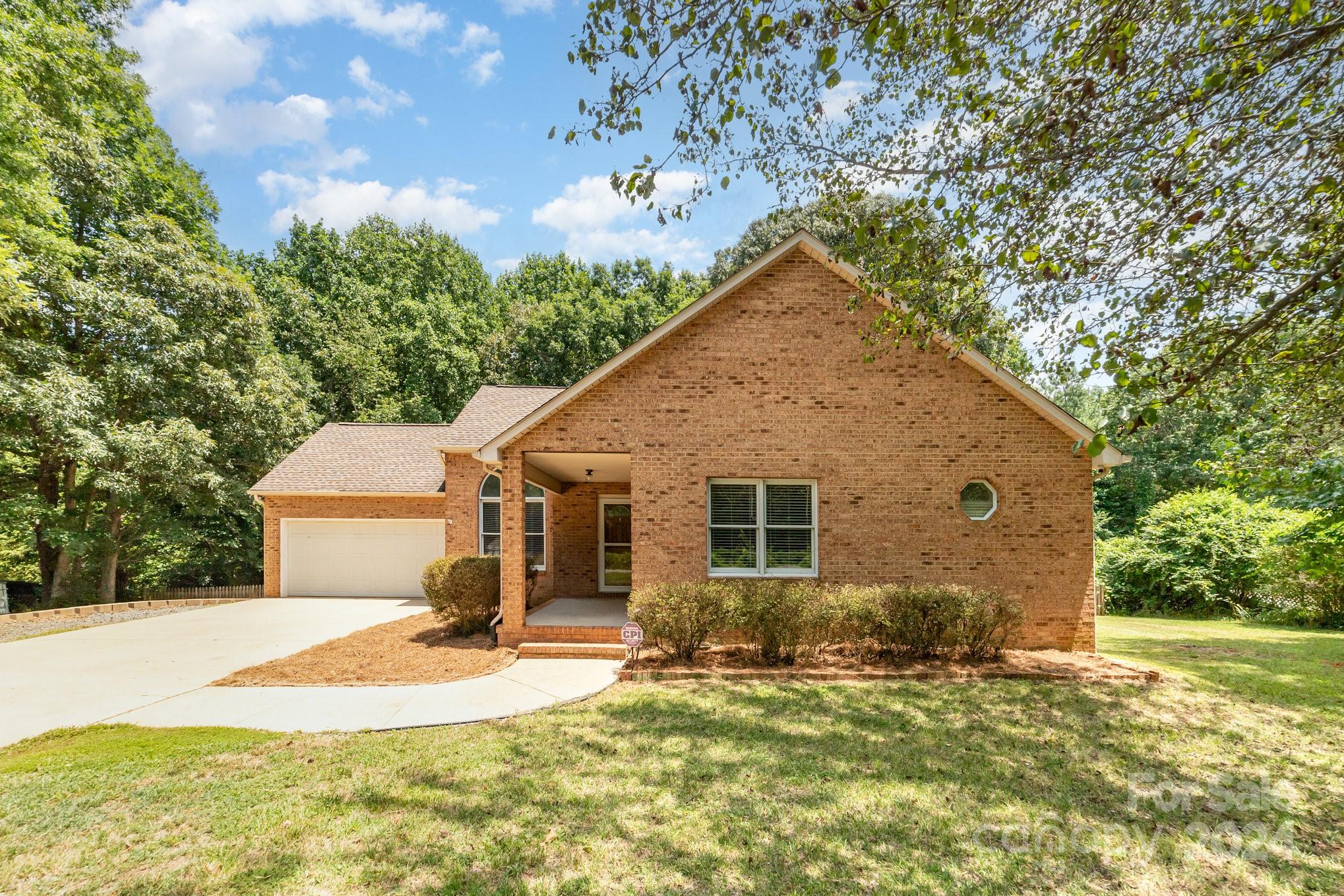 152 Kingfisher Drive