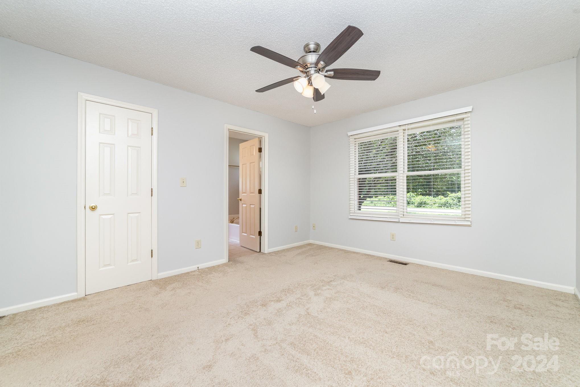 152 Kingfisher Drive