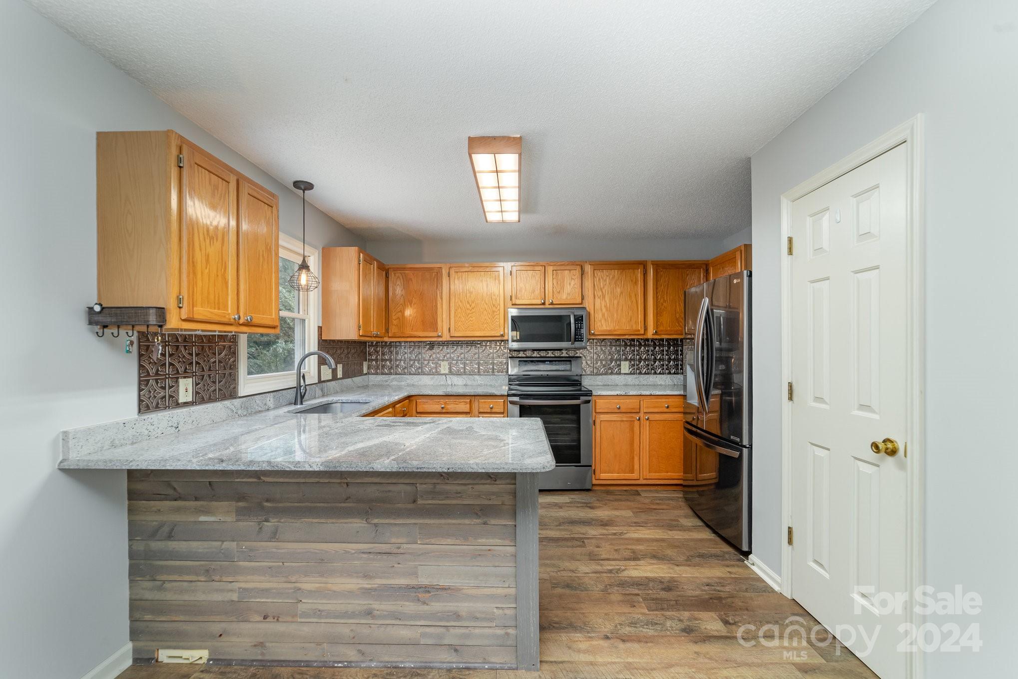 152 Kingfisher Drive