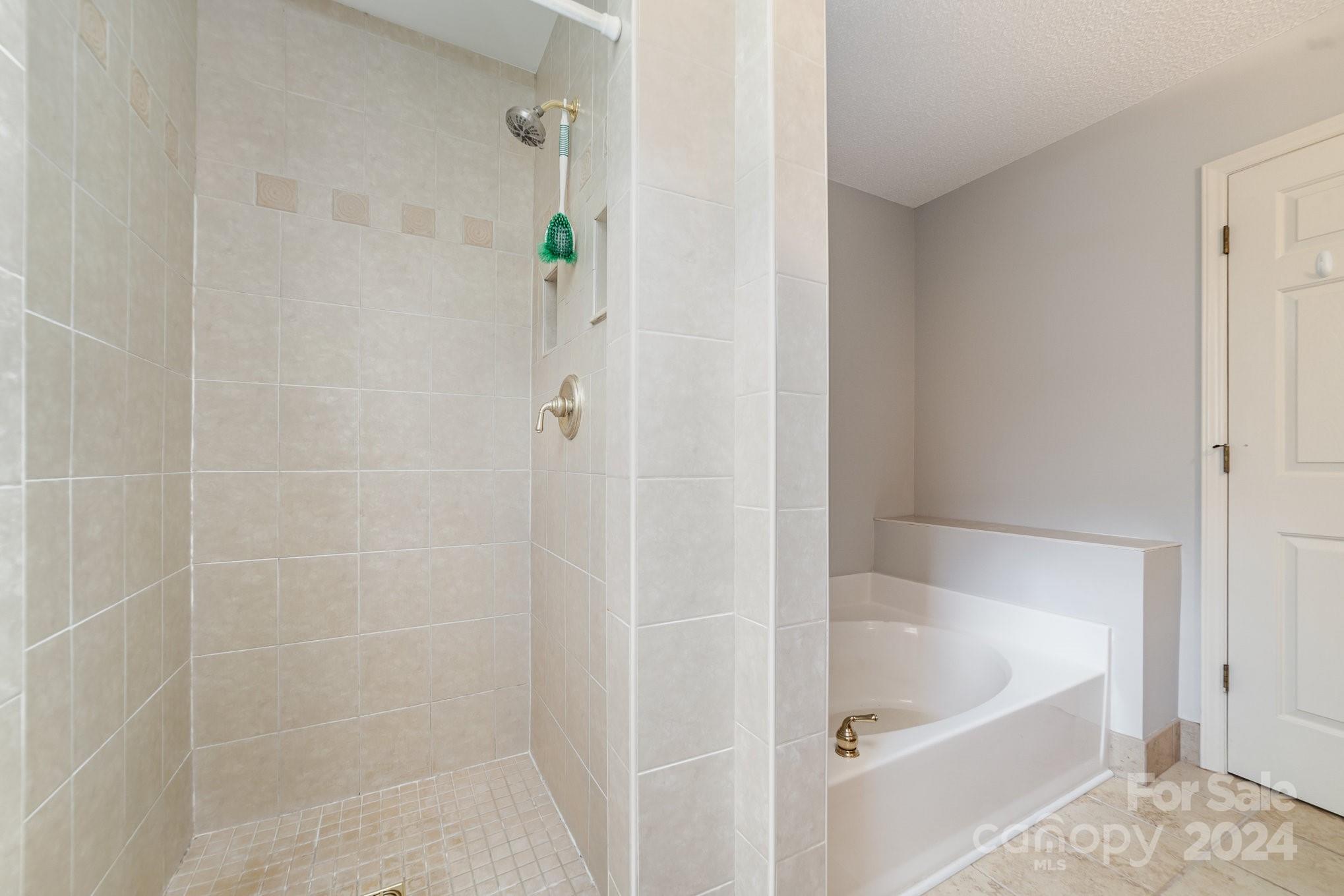 152 Kingfisher Drive