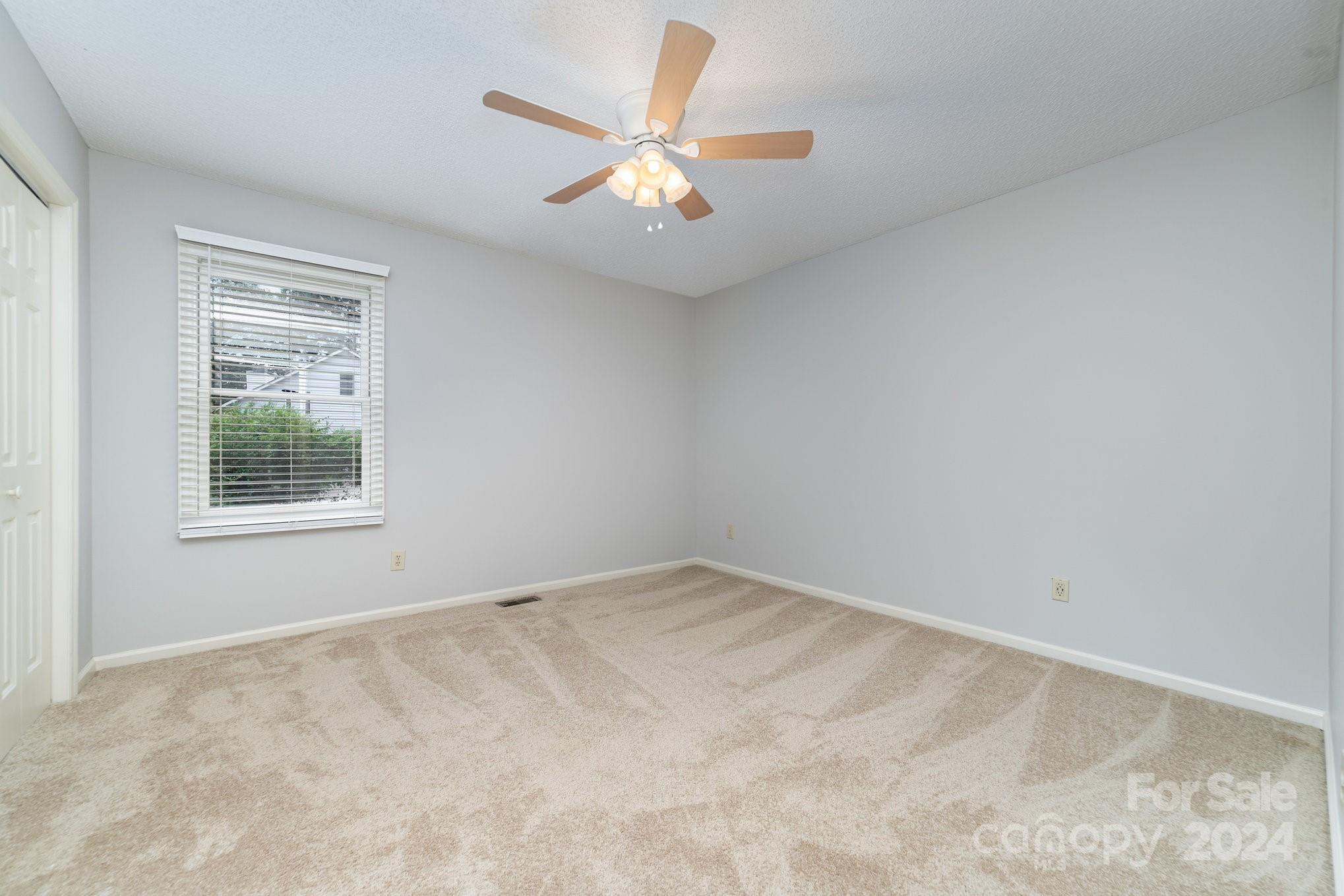 152 Kingfisher Drive