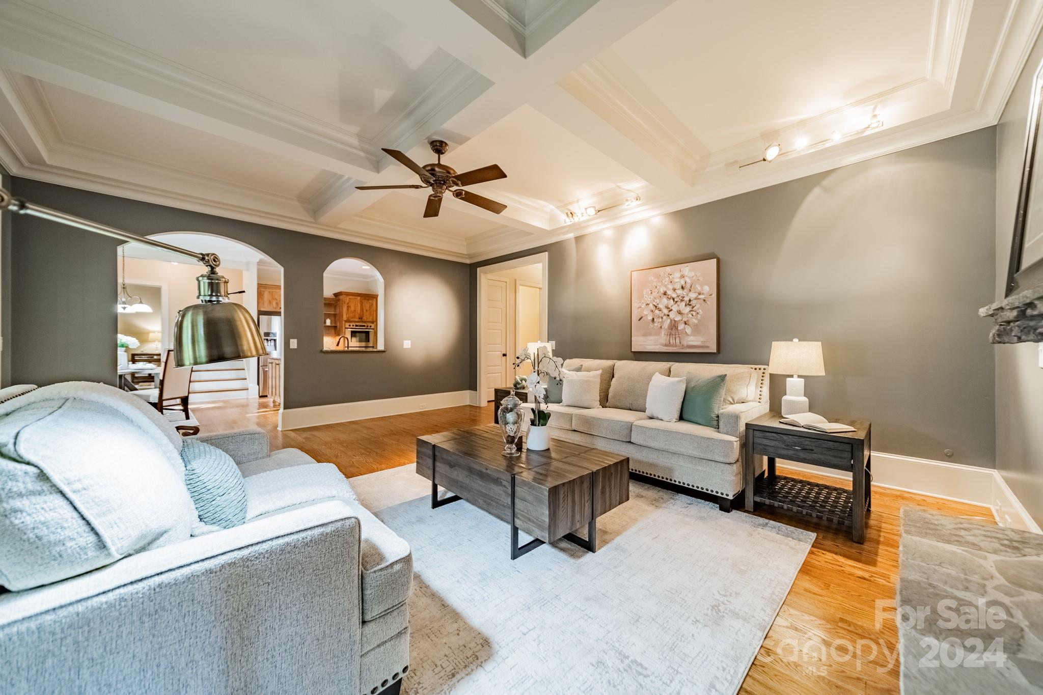 114 Hammersmith Farm Lane Unit: 528