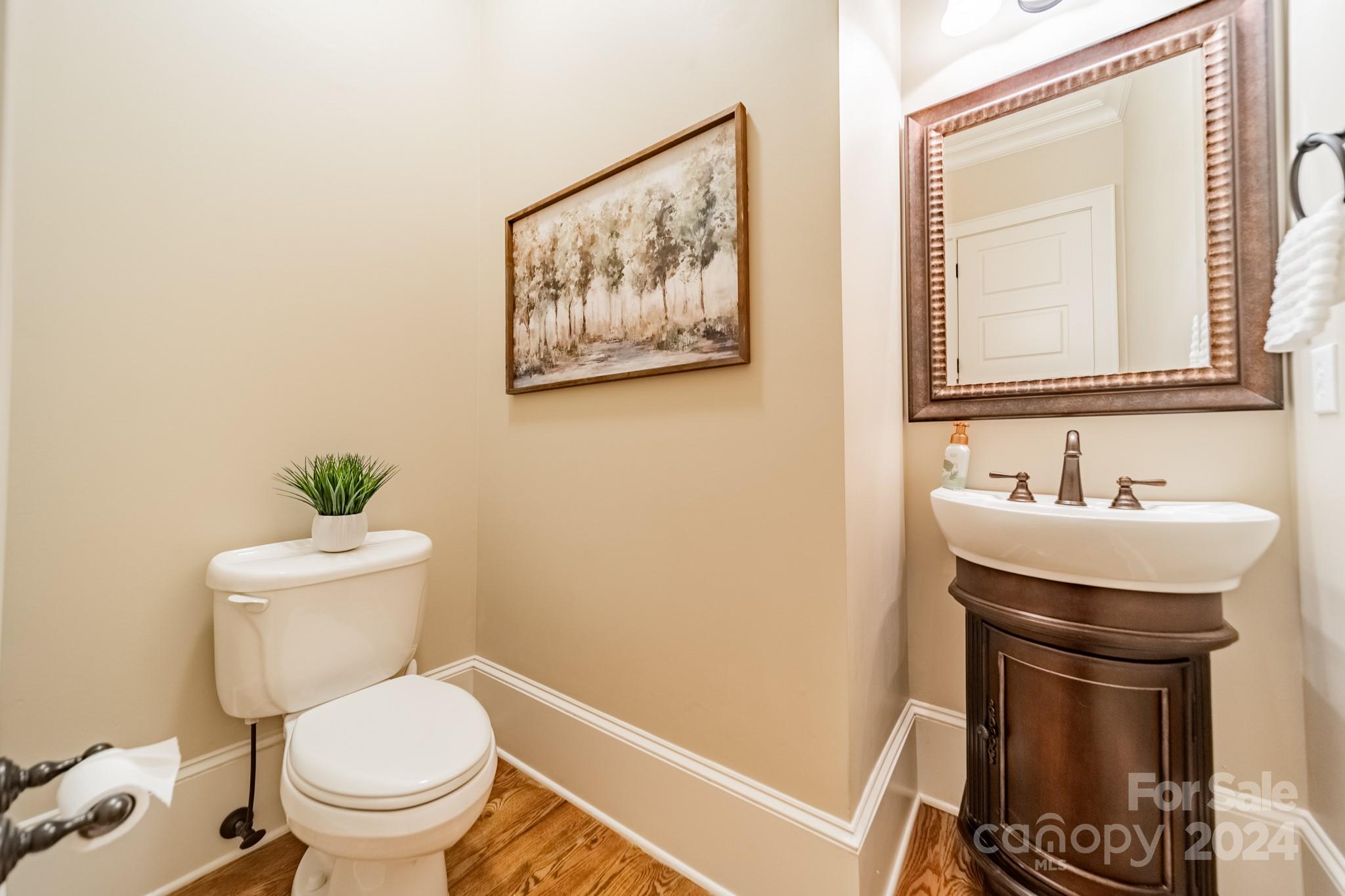 114 Hammersmith Farm Lane Unit: 528
