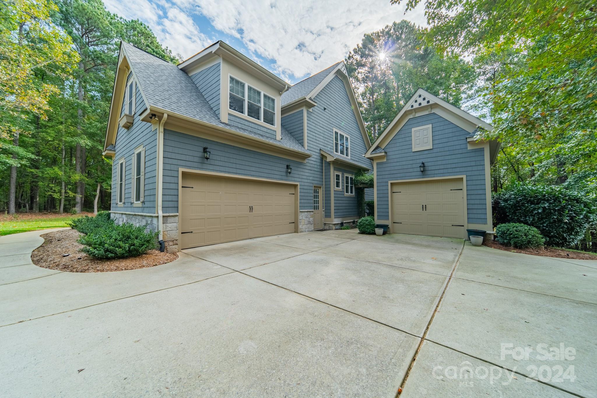 114 Hammersmith Farm Lane Unit: 528