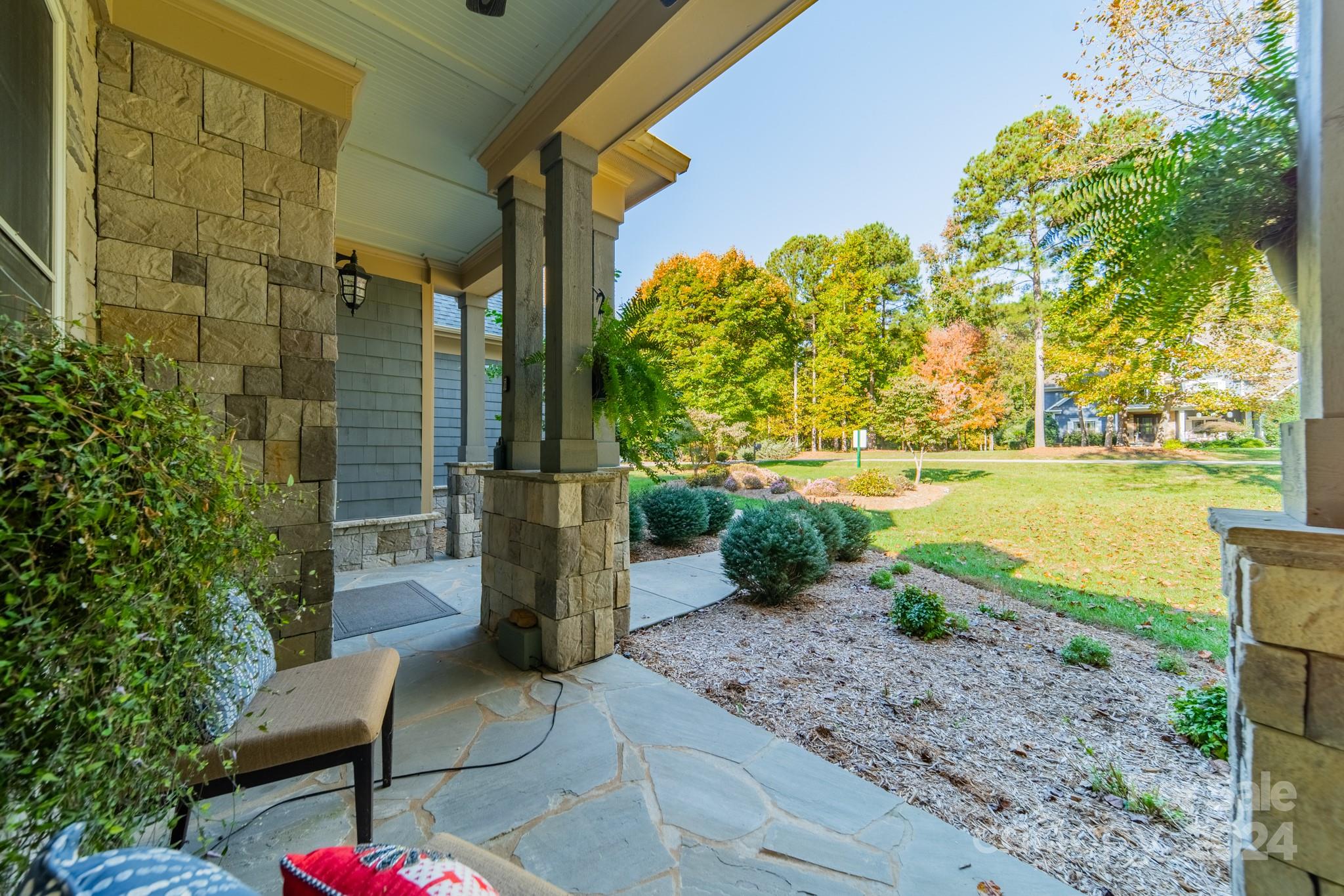 114 Hammersmith Farm Lane Unit: 528